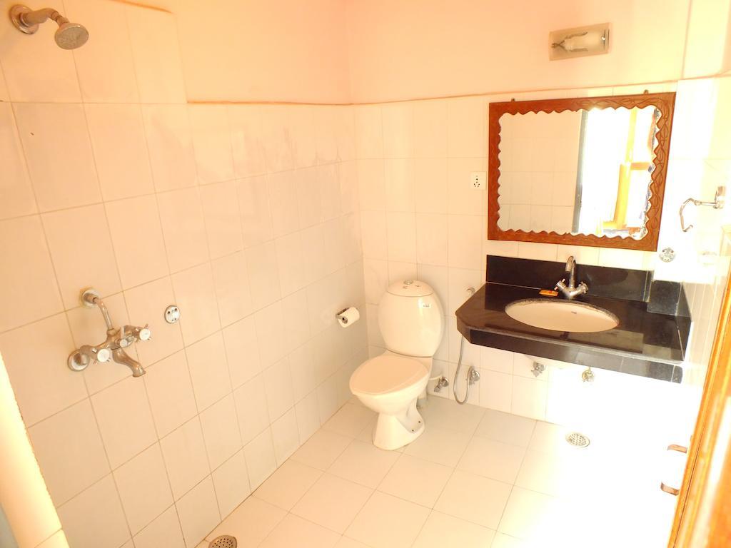 Hotel Greenland Покхара Номер фото