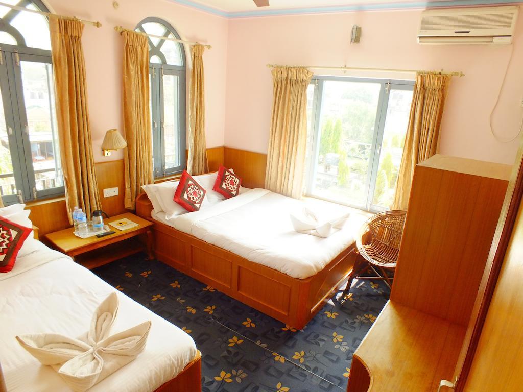 Hotel Greenland Покхара Номер фото